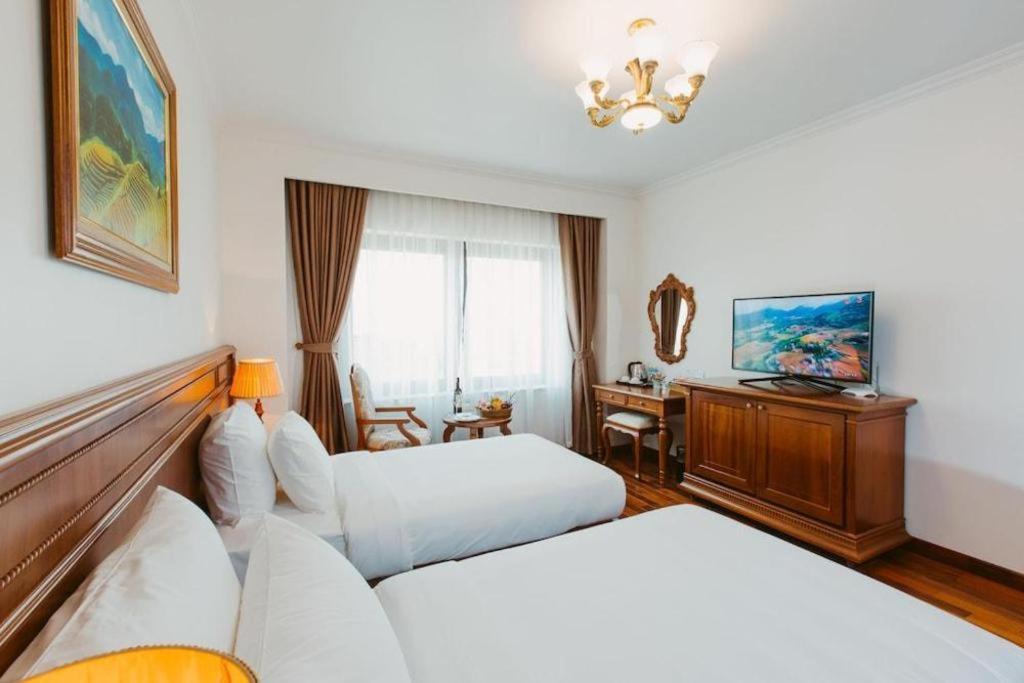 Ha Long New Day Hotel Exterior photo
