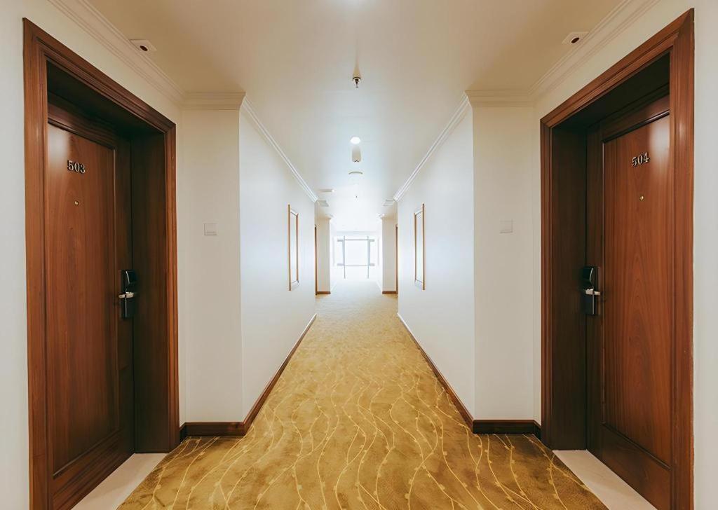 Ha Long New Day Hotel Exterior photo